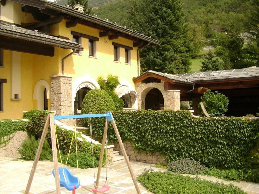 Chambres D'Hotes Nuits De Reve Roisan Екстериор снимка