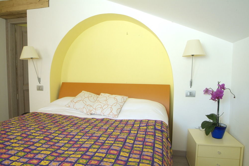 Chambres D'Hotes Nuits De Reve Roisan Екстериор снимка