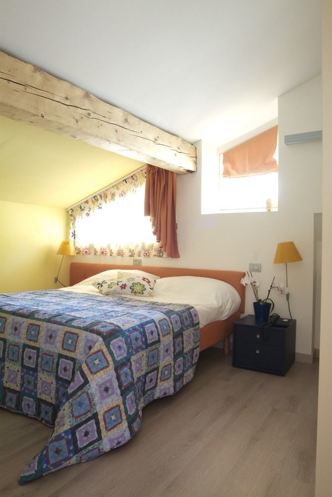 Chambres D'Hotes Nuits De Reve Roisan Екстериор снимка